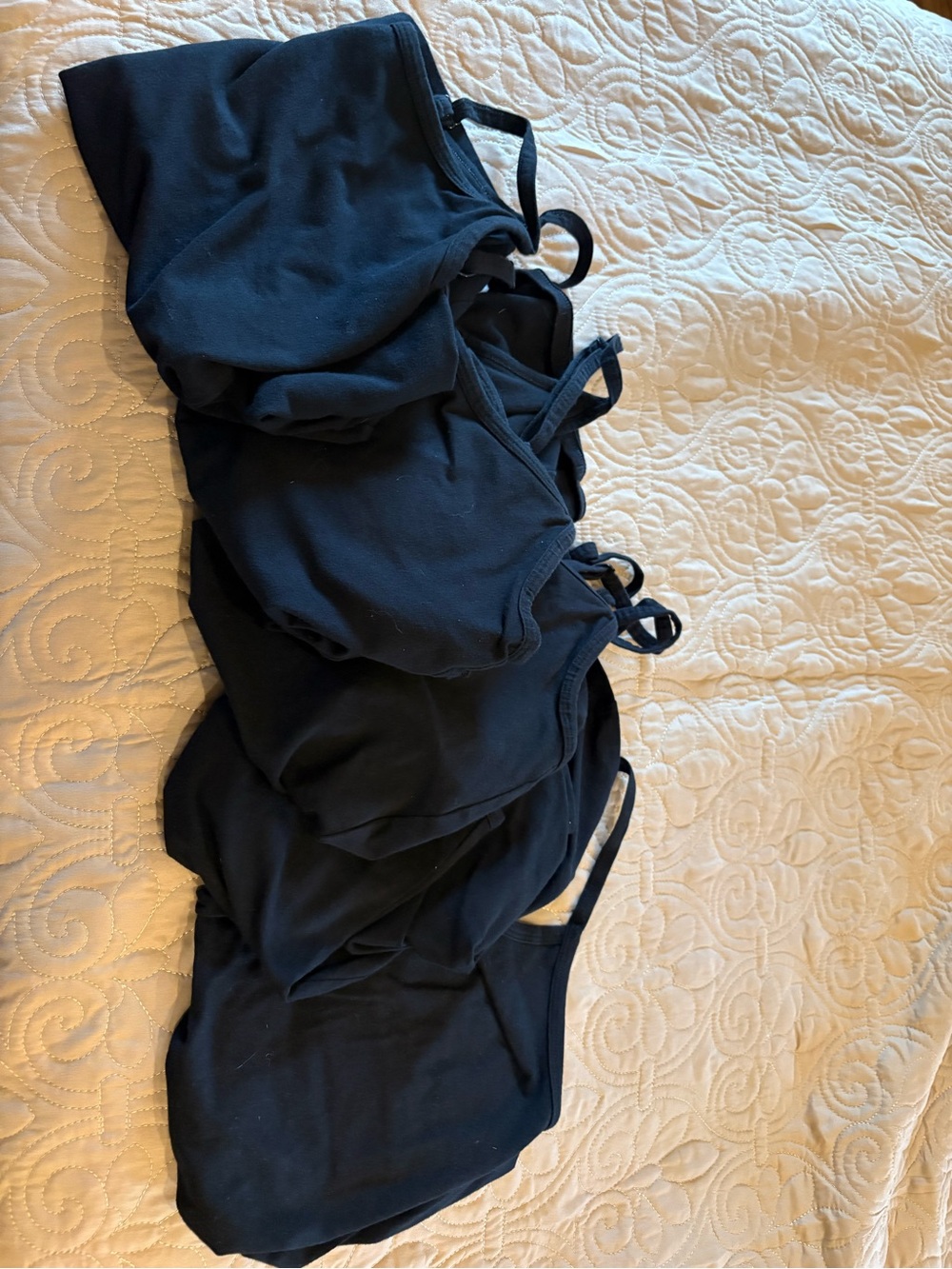 Jockey Everyday Seamless Black camis with shelf bra set of 6